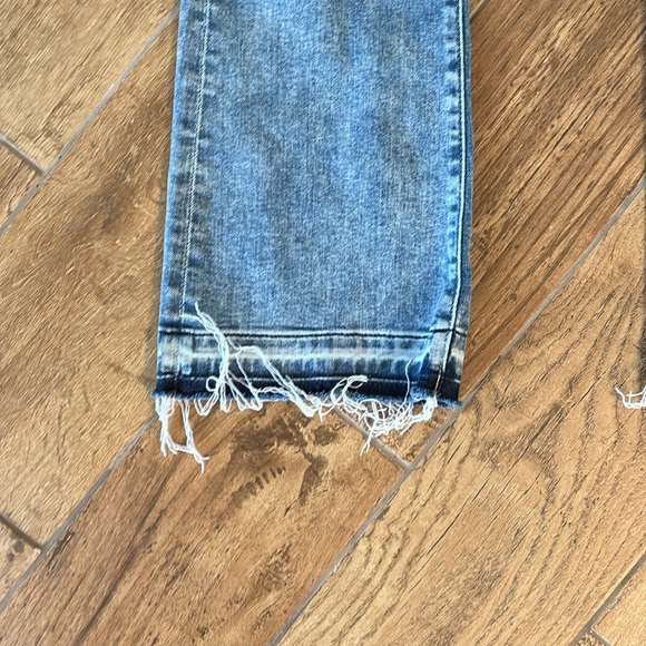 Loft The Kick Crop Jeans - Picture 5 of 8